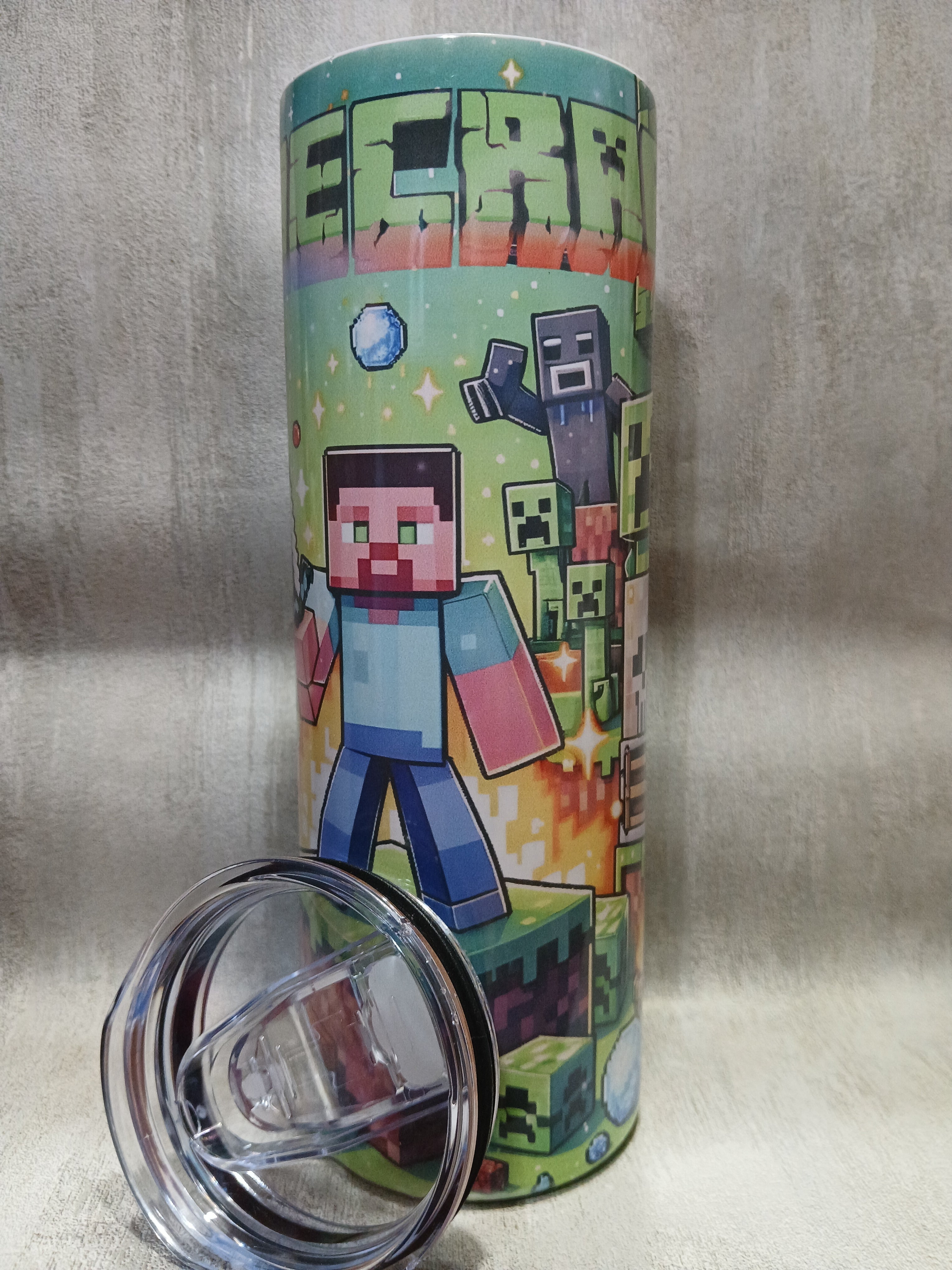 Minecraft tumbler 20 oz.